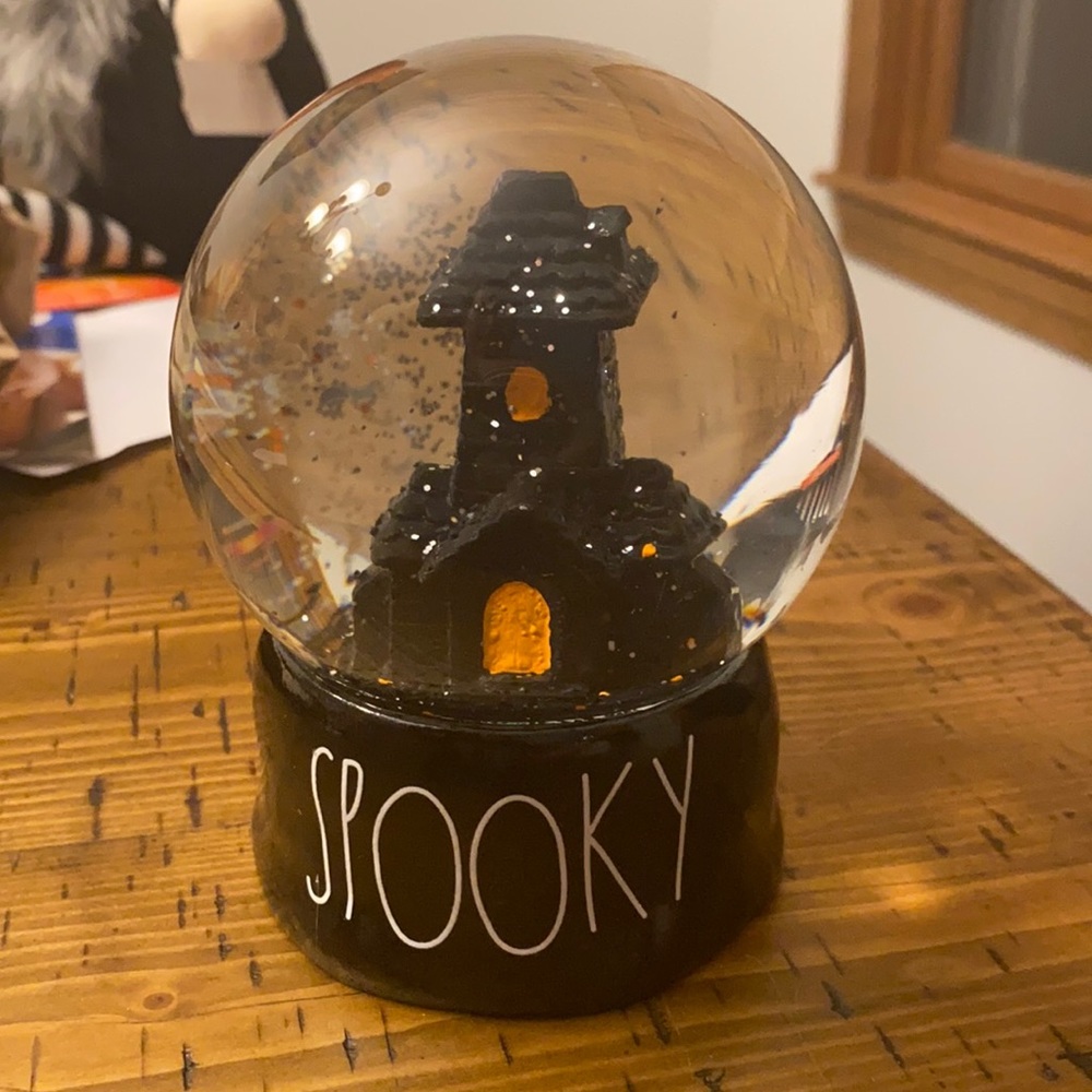 Rae Dunn Spooky Globe 👻 NEW 2021 Halloween